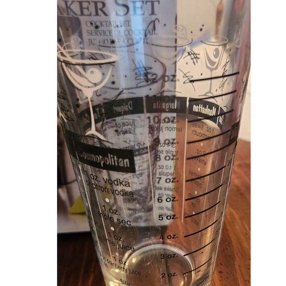 New Libbey Bartender Shaker Set 3 Piece Mixing Glass Strainer Drink Recipes - Picture 11 of 13